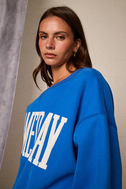Weekend Huddle Crewneck