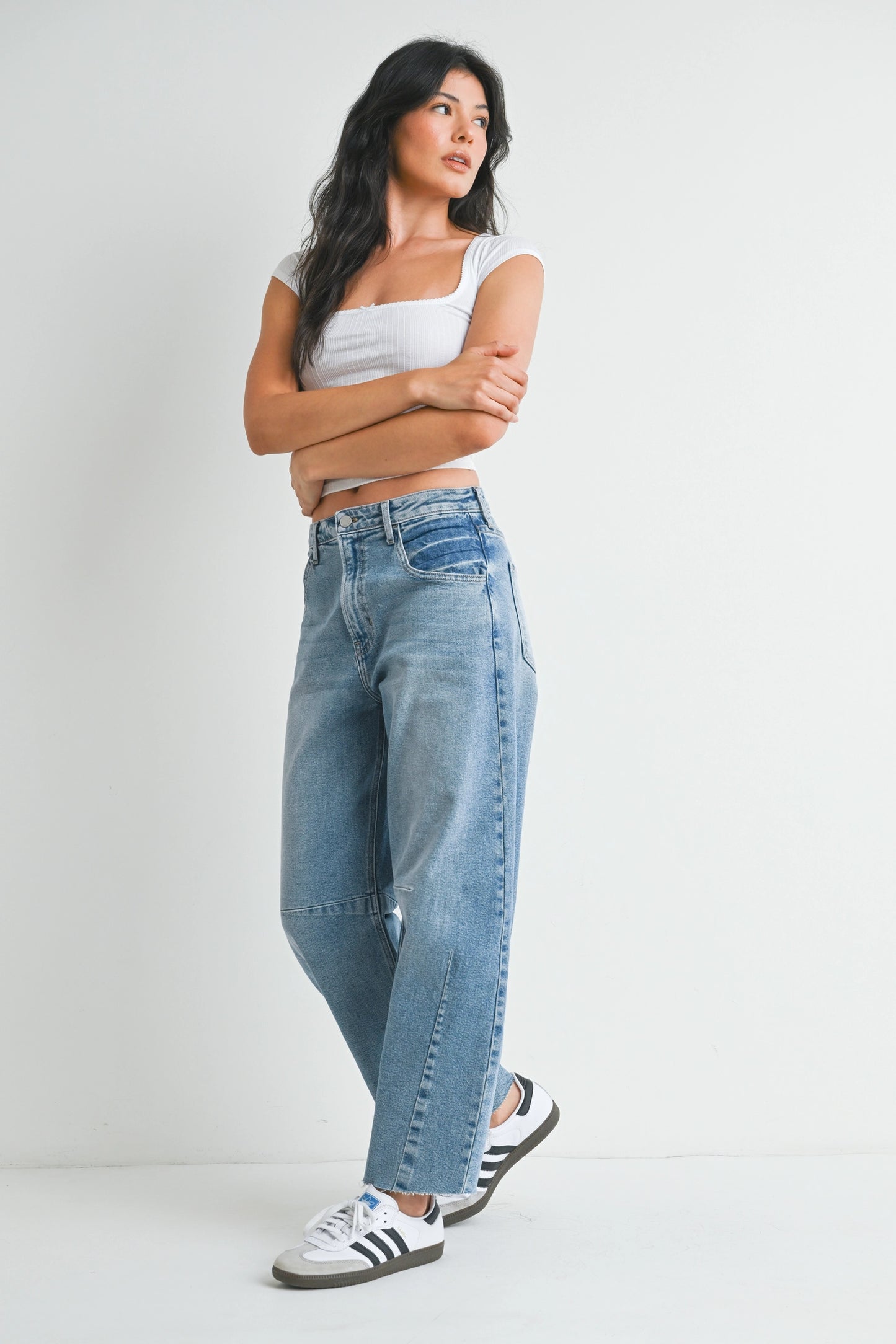 Barrel Jeans With Seams