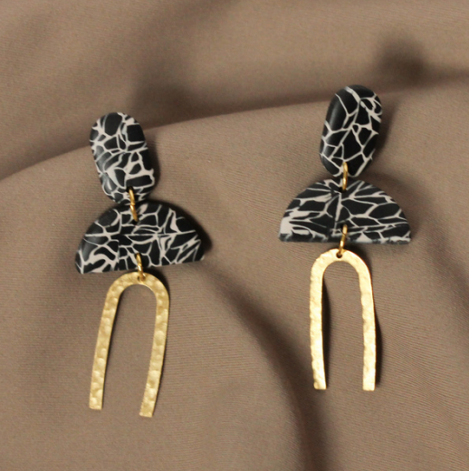 Faye Earrings