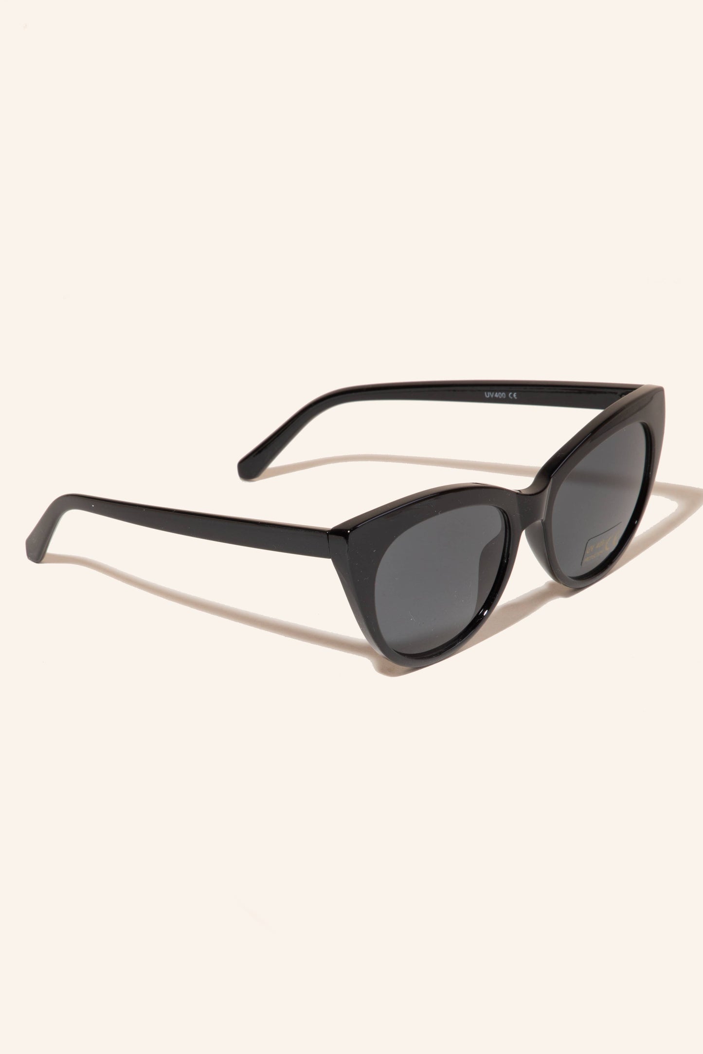 Classic Cat Eye Frame Sunglasses