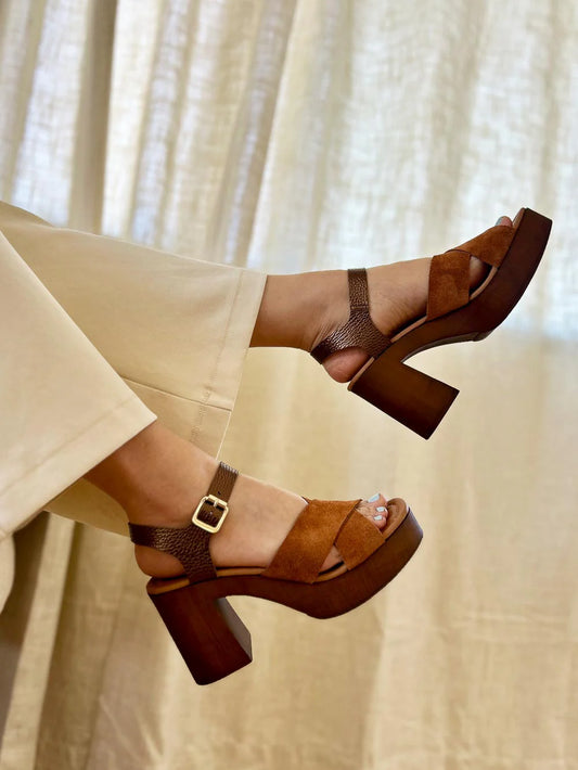 Paloma Sandal