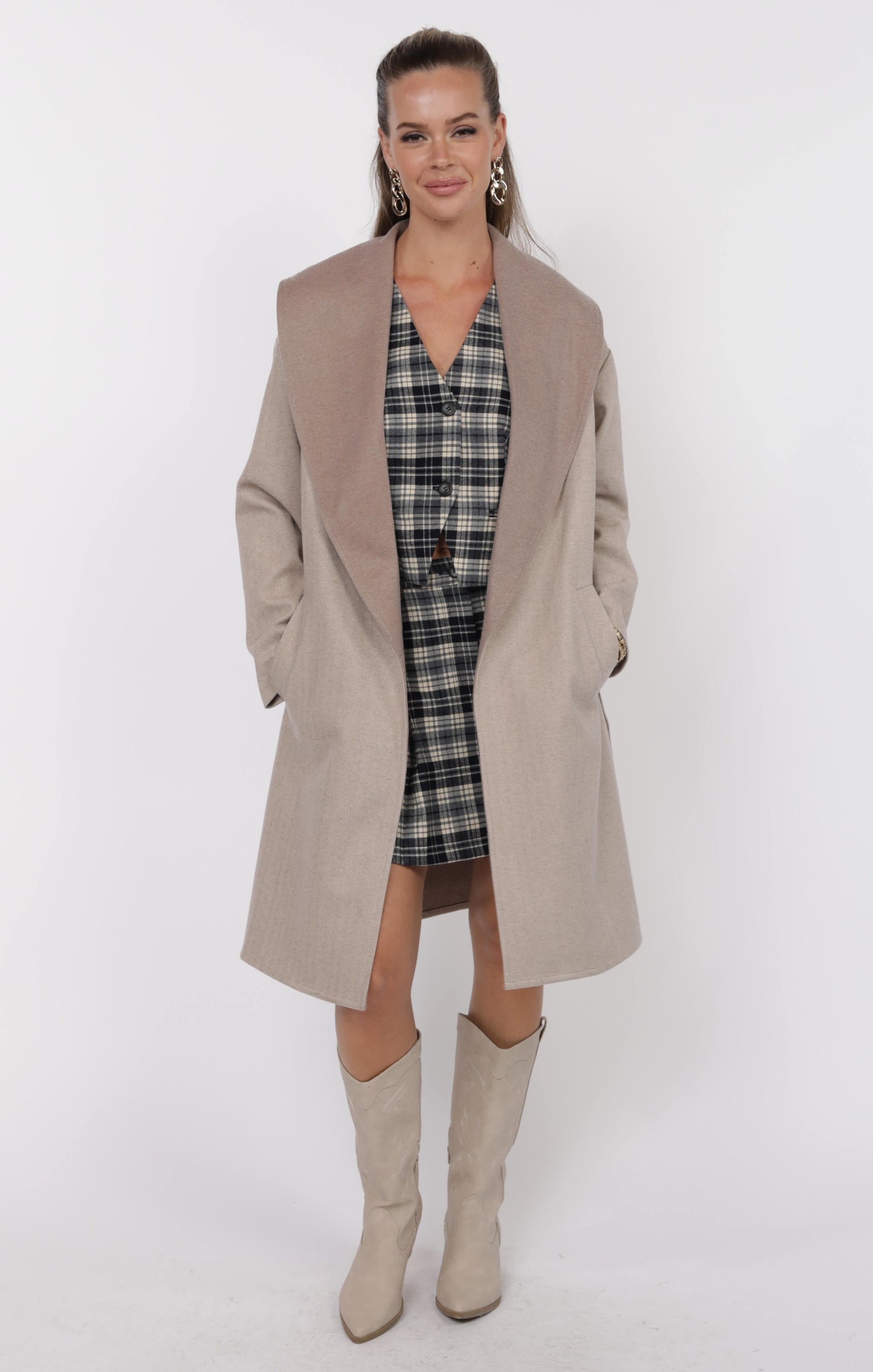 Edith Contrast Collar Coat