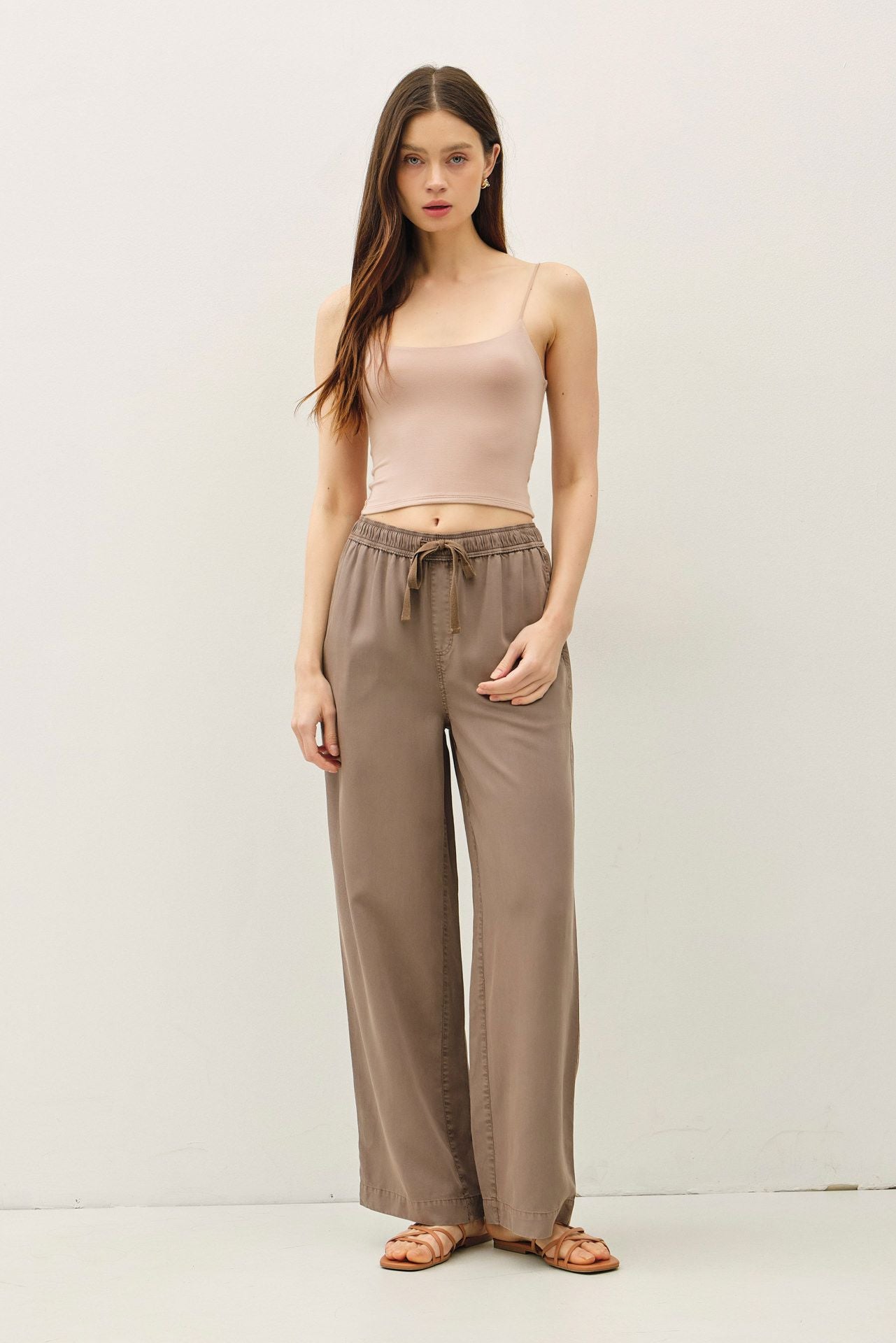 Mila Pant