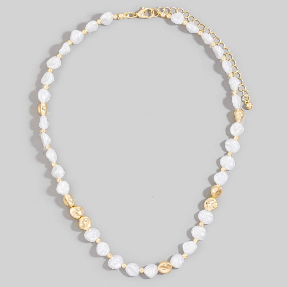 Pearl & Gold Accent Necklace