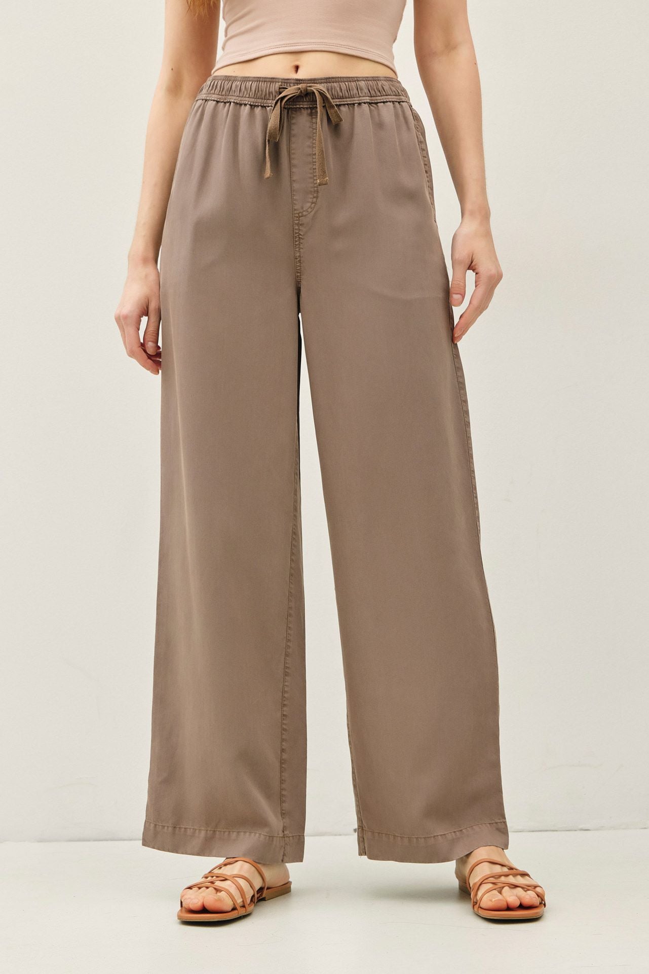 Mila Pant