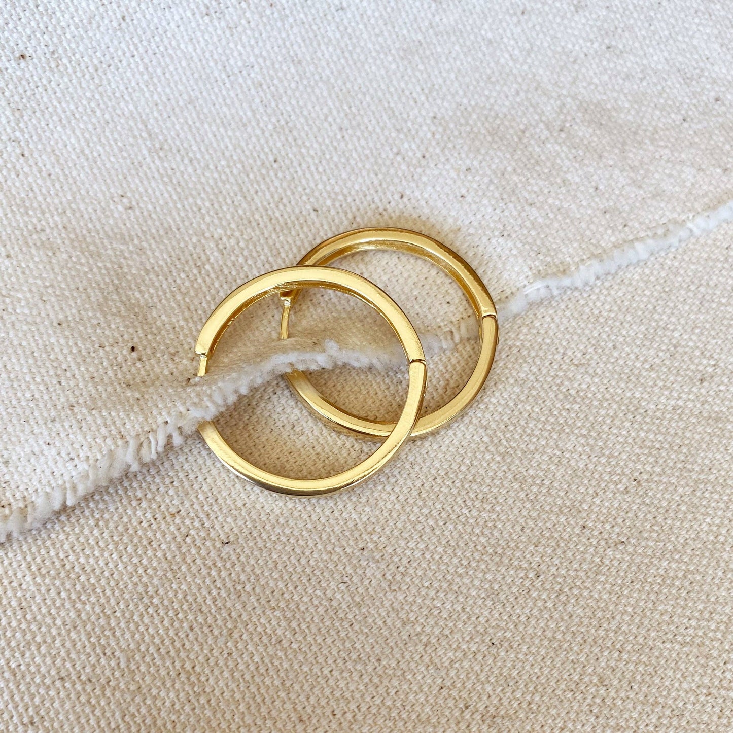 Luna Grande Hoops