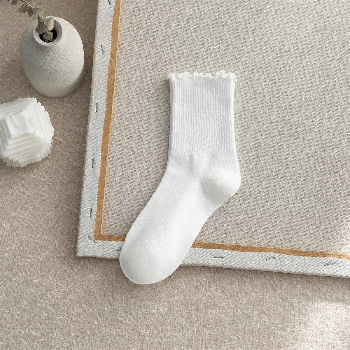Flounce Simple Sweet Socks