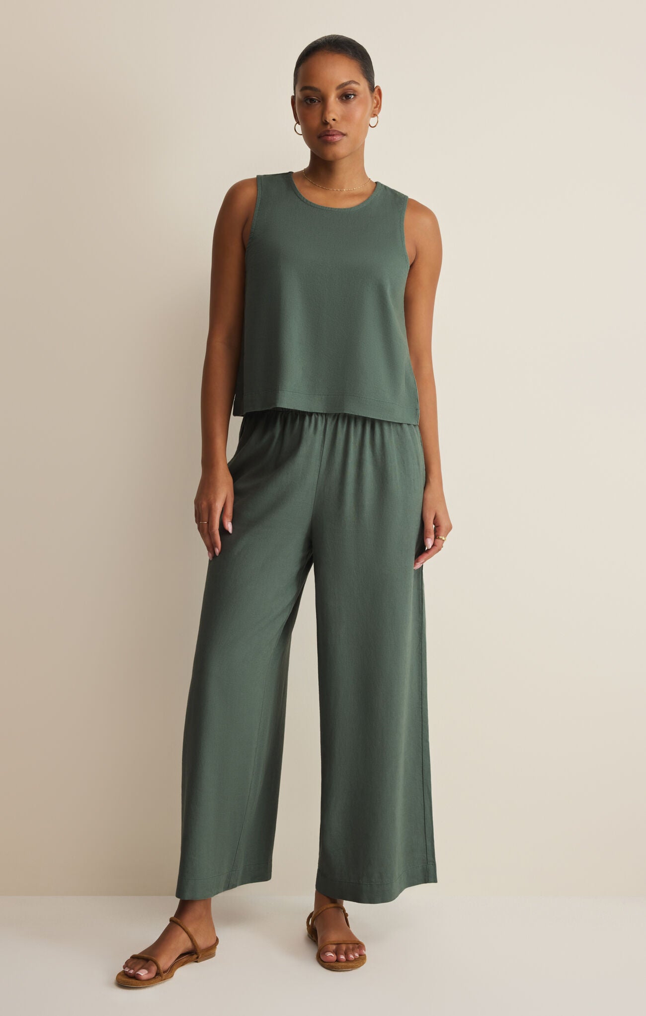 Z Supply Sloane Linen Top in Everglade