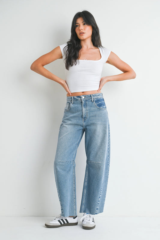 Barrel Jeans With Seams