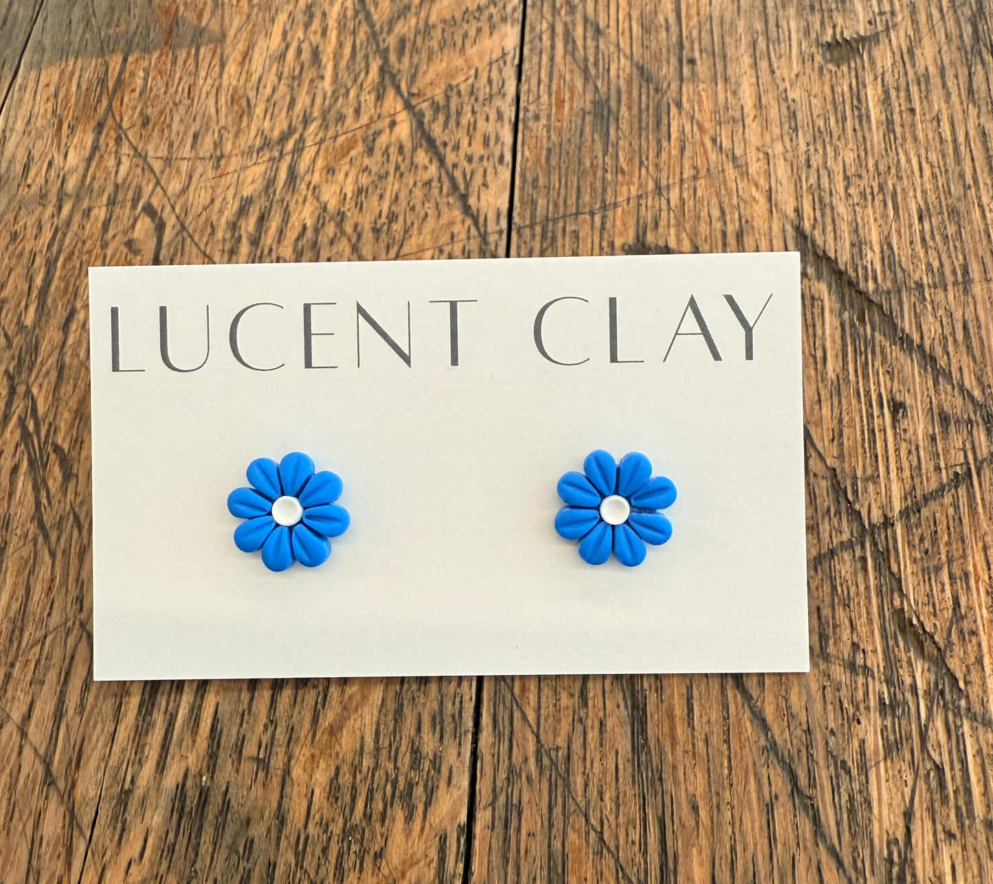 Daisy Studs