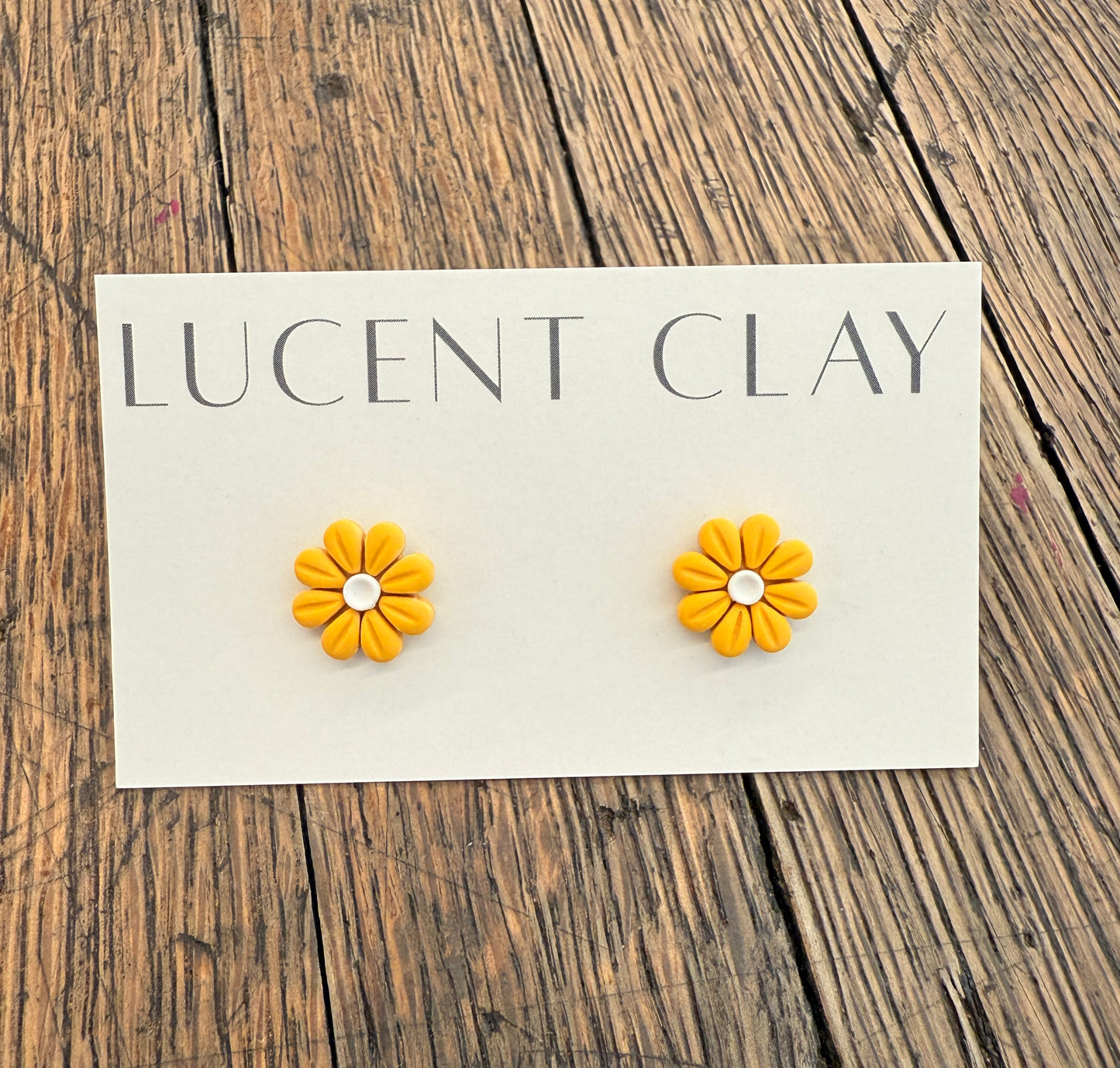 Daisy Studs
