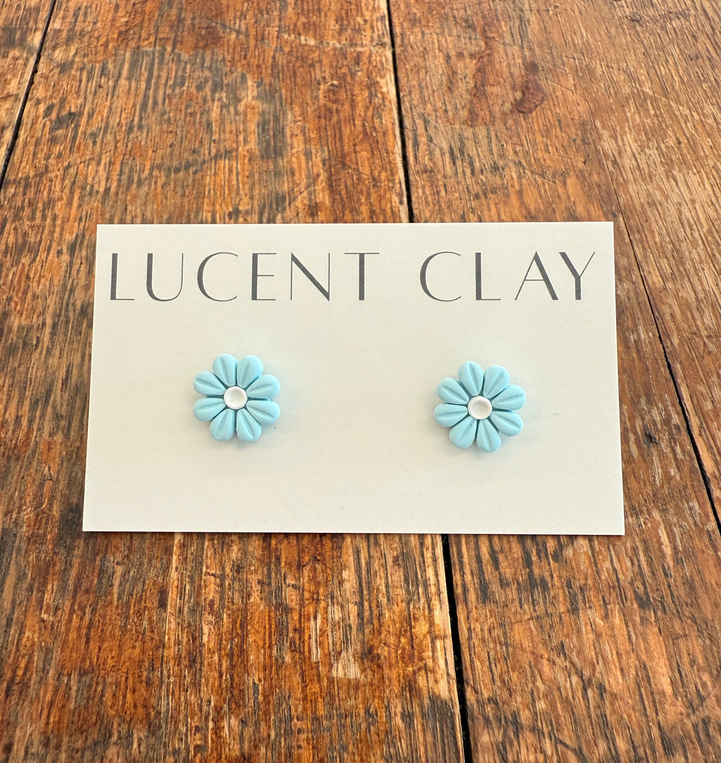 Daisy Studs