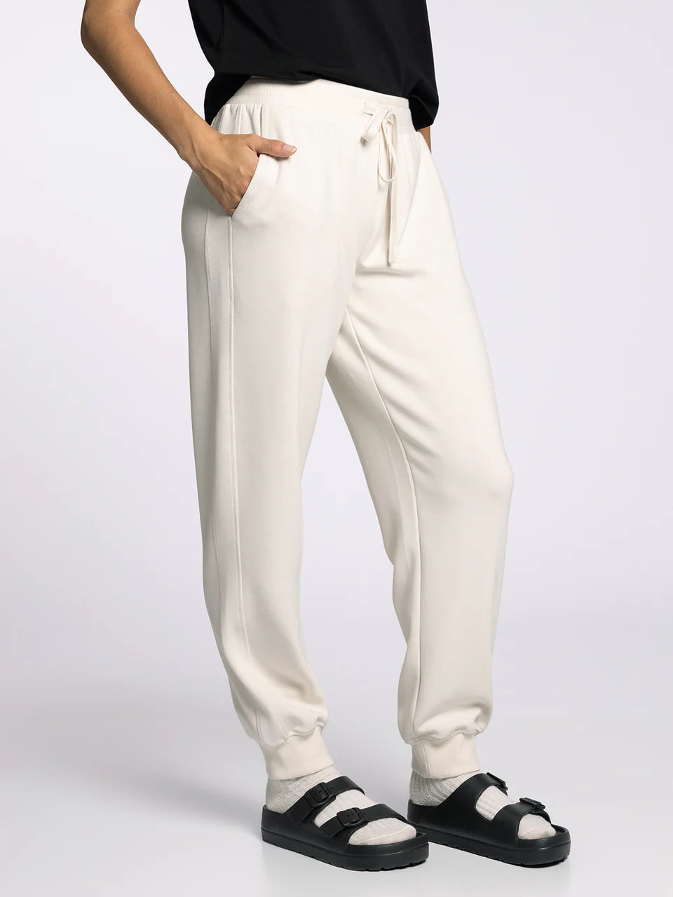 Caroline Jogger