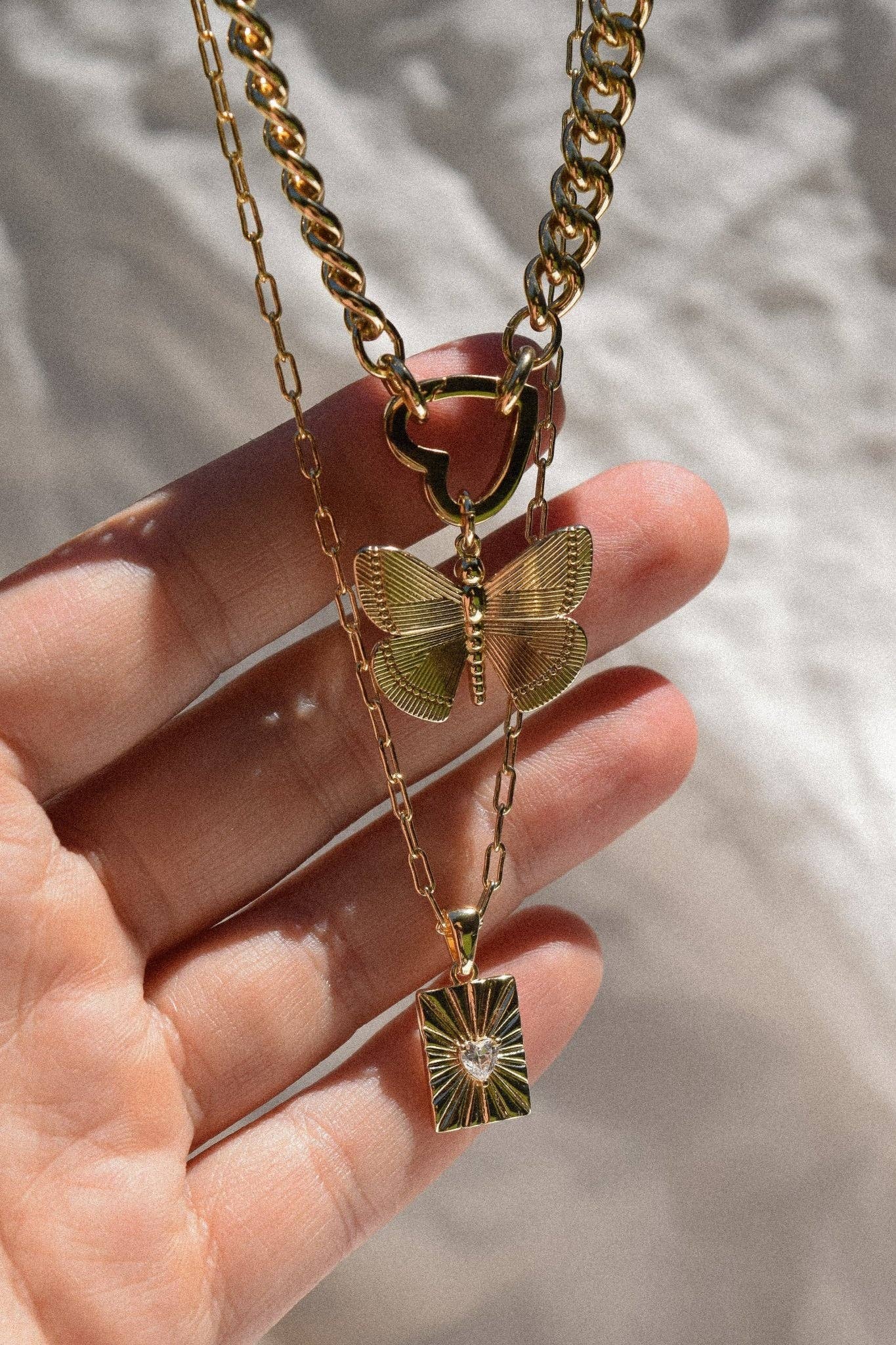 Tia necklace