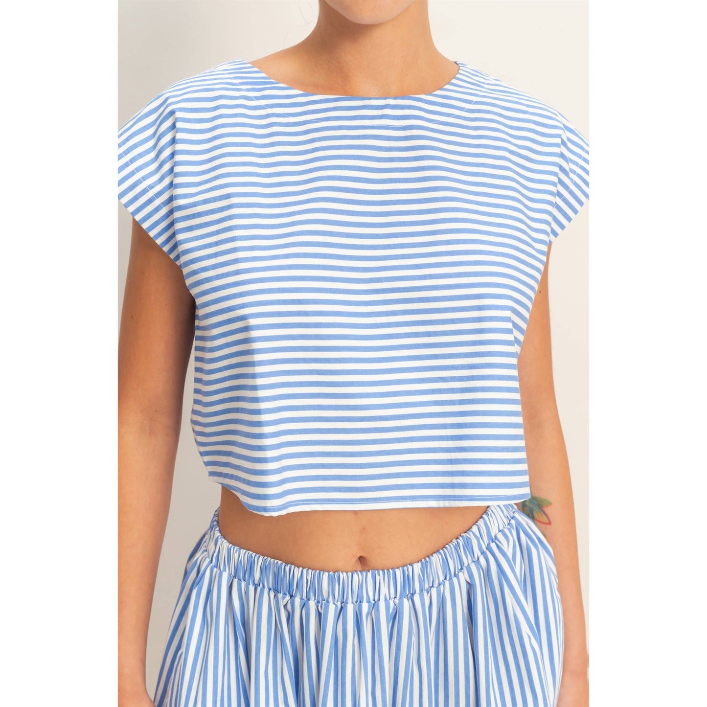 Coastal Crop Tee