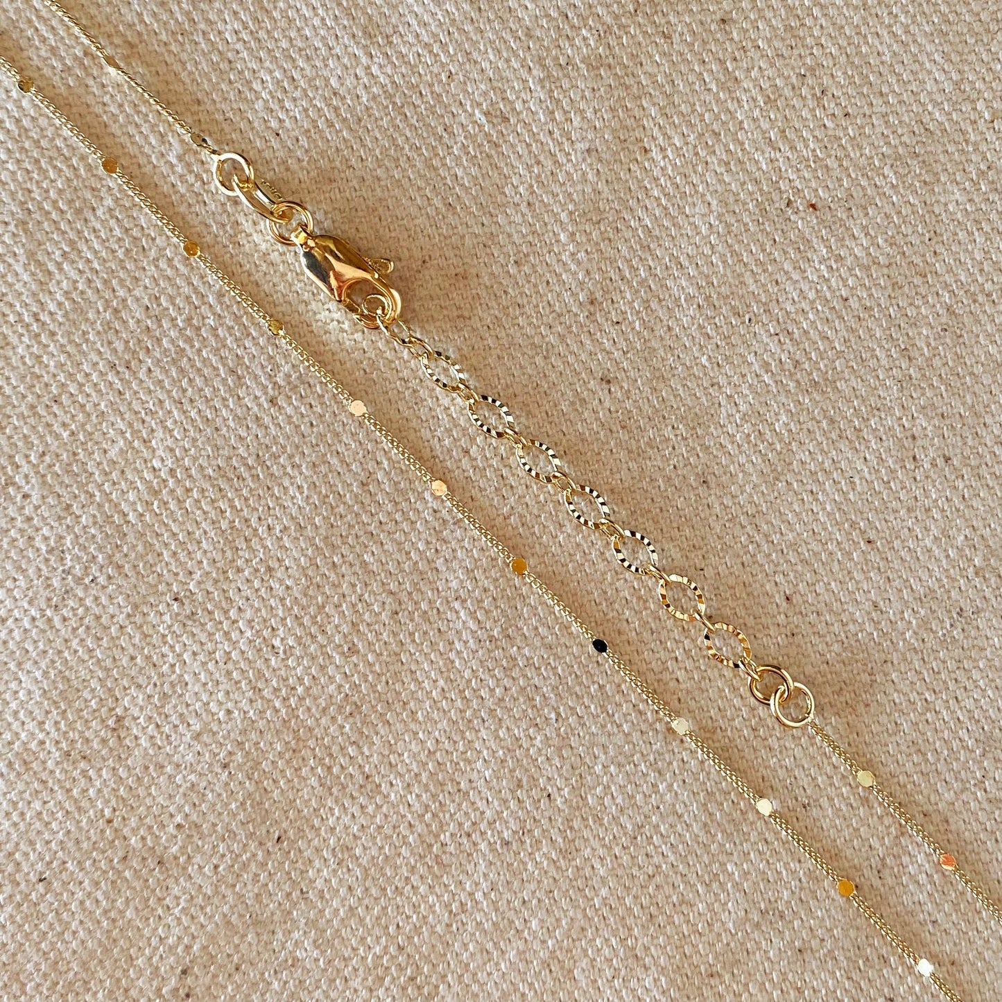 Curb Chain With Pressed Details
