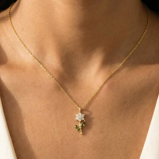 Flower Pendant Necklace