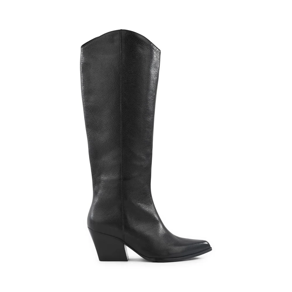 Seychelles Begging You Boot in Black Leather