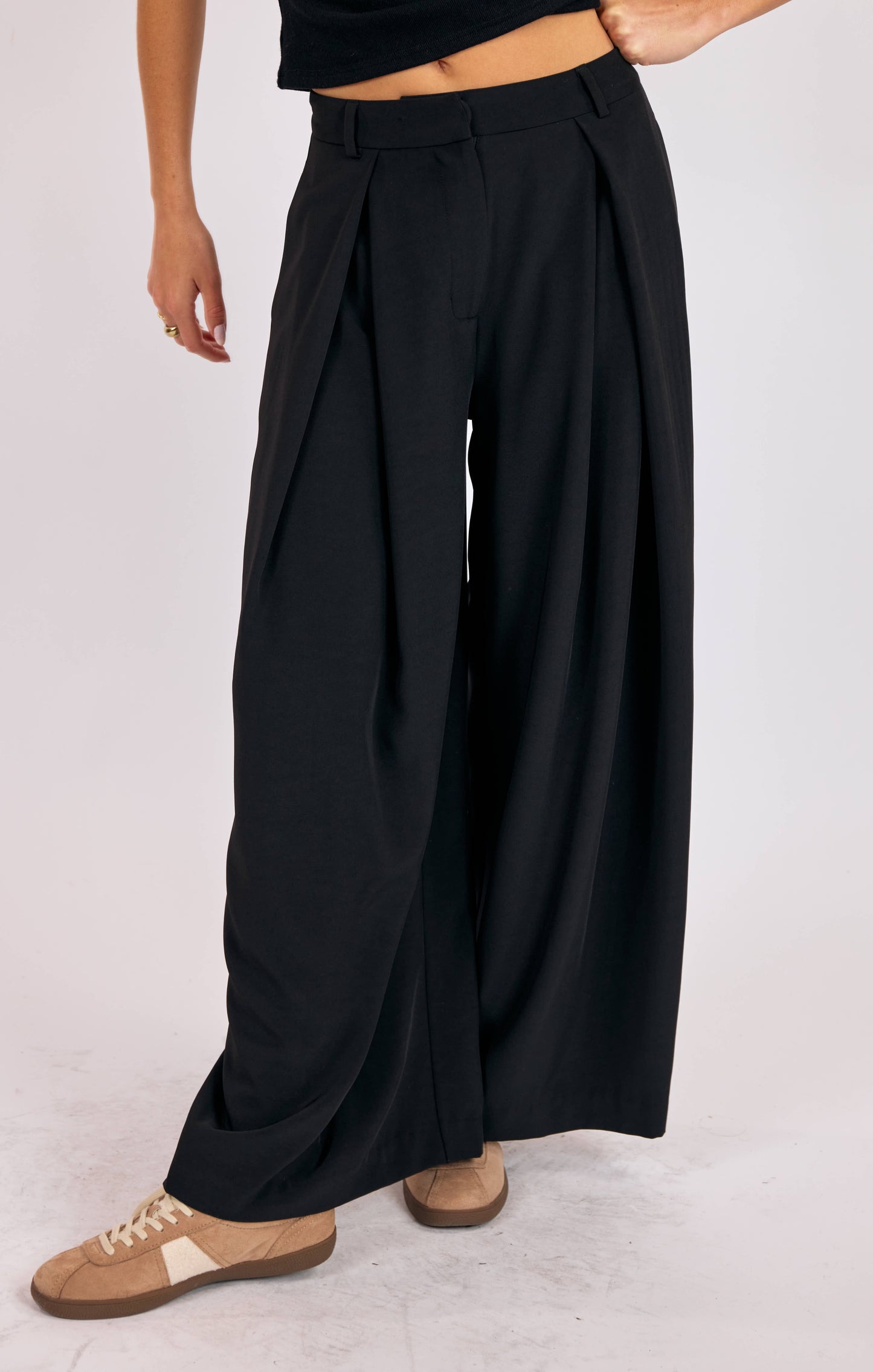 Lena Box Pleat Trouser