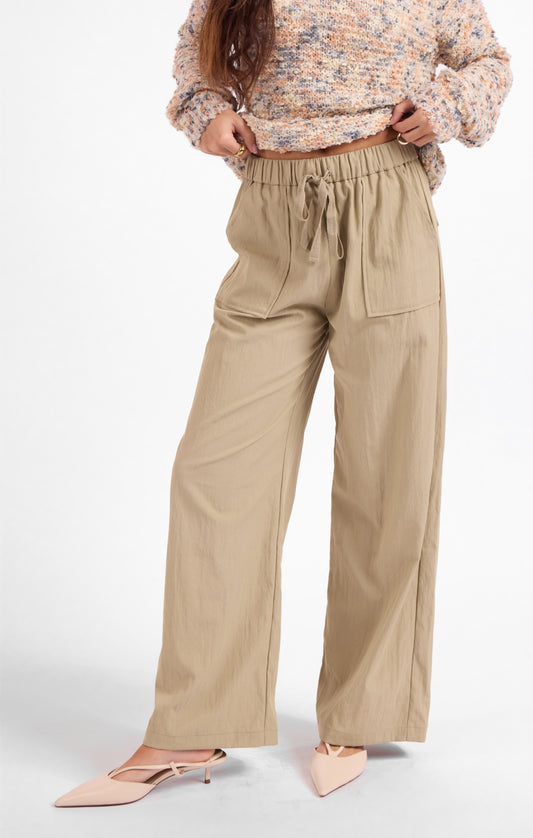 Village Drawstring Pant